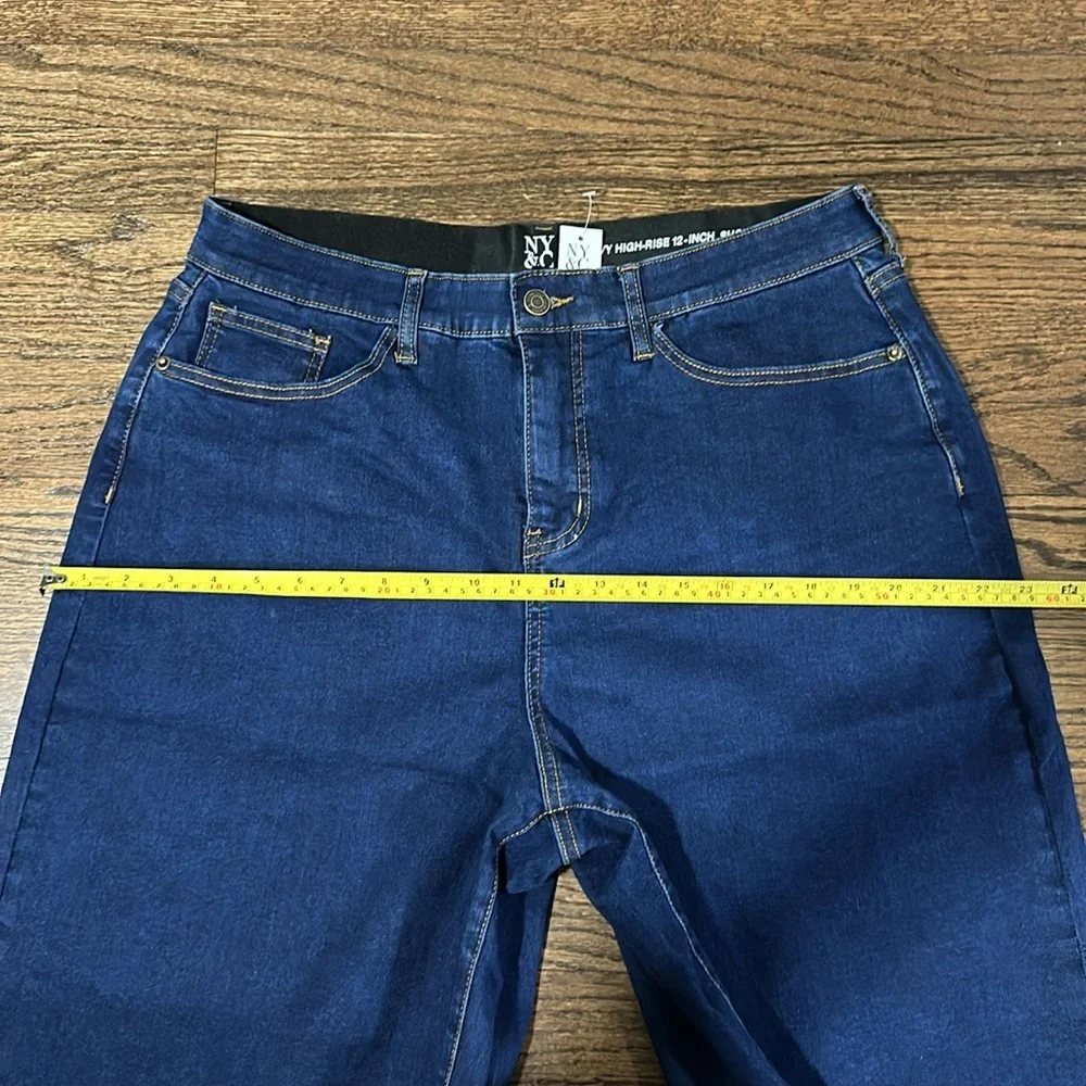 New York and Company Curvy Stretch High Rise 12-Inch Cut Off Blue Jean Shorts 16 - Picture 5 of 9